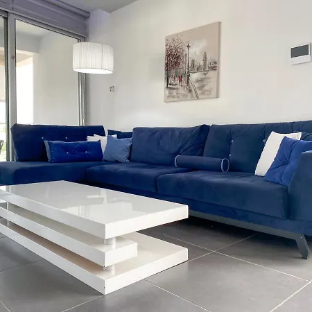 Апартаменты Phaedrus Living: Modern Flat Strovolos 201