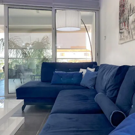 Phaedrus Living: Modern Flat Strovolos 201 Апартаменты Никосия